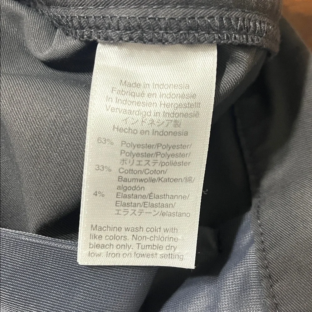 J. Crew 1040 Athletic Fit Performance Pant Sz 32